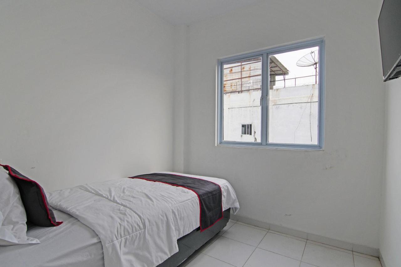 Oyo 92300 Koala House Hotel Pekanbaru Bagian luar foto